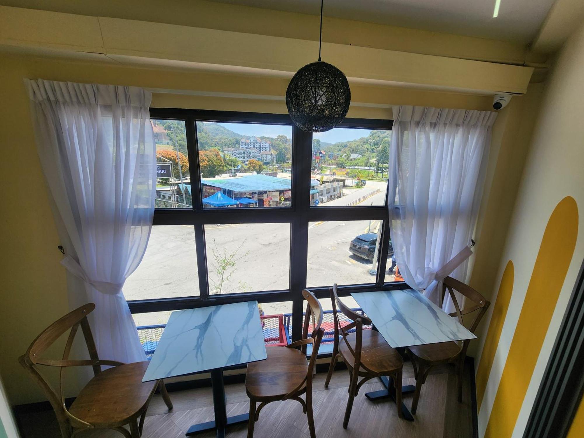 Clock Inn Backpackers Hostel Tanah Rata Extérieur photo